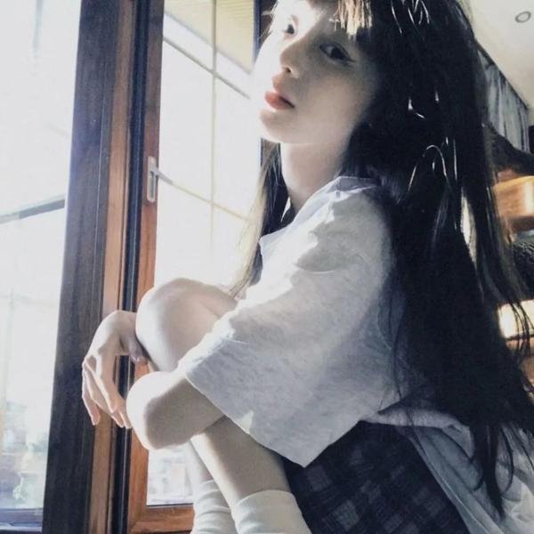 不装了,我比英雄还强